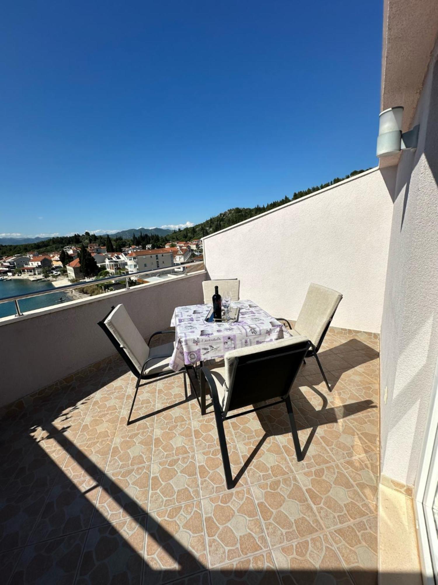 Apartment Lanterna Blace Esterno foto